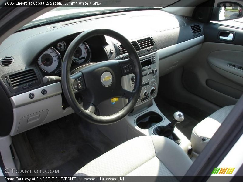 Summit White / Gray 2005 Chevrolet Cobalt LS Sedan