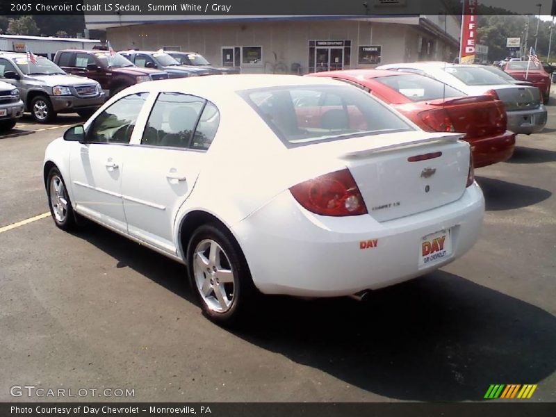 Summit White / Gray 2005 Chevrolet Cobalt LS Sedan