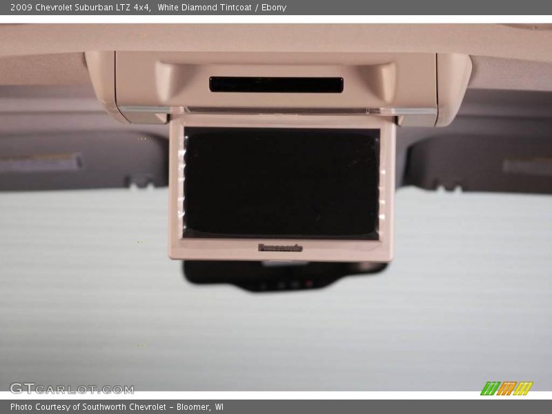 White Diamond Tintcoat / Ebony 2009 Chevrolet Suburban LTZ 4x4