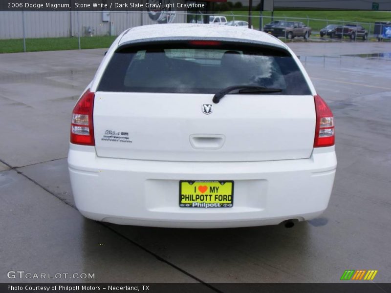Stone White / Dark Slate Gray/Light Graystone 2006 Dodge Magnum