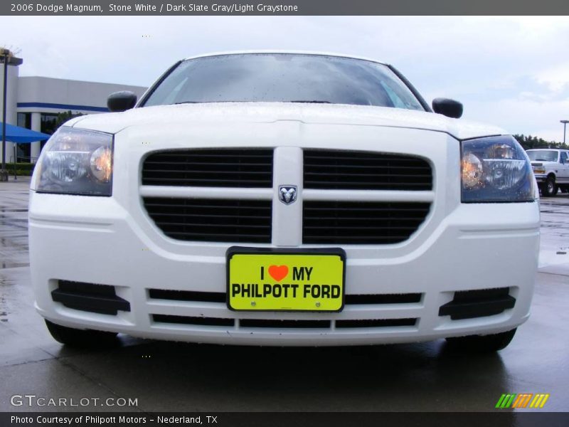 Stone White / Dark Slate Gray/Light Graystone 2006 Dodge Magnum