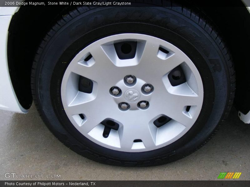 Stone White / Dark Slate Gray/Light Graystone 2006 Dodge Magnum