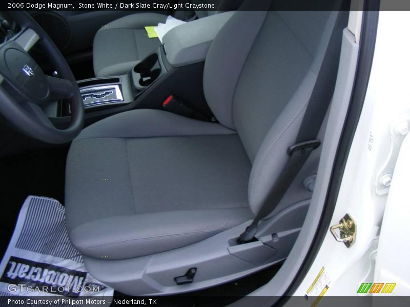 Stone White / Dark Slate Gray/Light Graystone 2006 Dodge Magnum