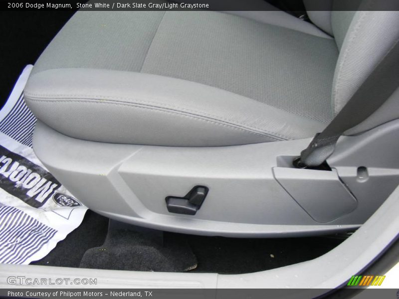 Stone White / Dark Slate Gray/Light Graystone 2006 Dodge Magnum