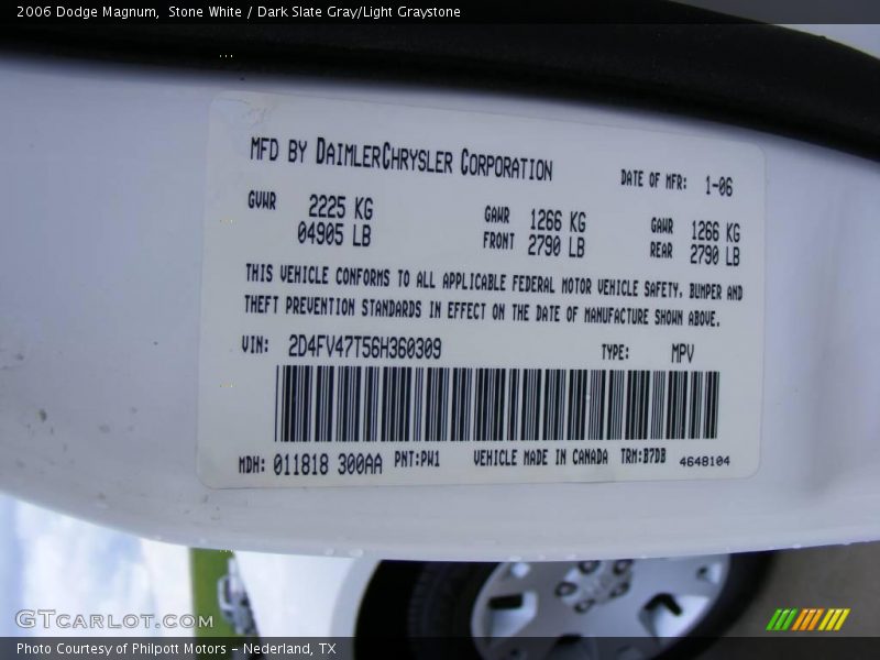 Stone White / Dark Slate Gray/Light Graystone 2006 Dodge Magnum