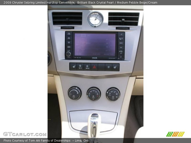 Brilliant Black Crystal Pearl / Medium Pebble Beige/Cream 2009 Chrysler Sebring Limited Hardtop Convertible