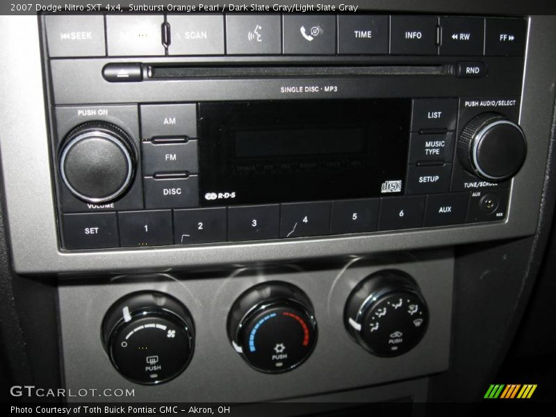 Sunburst Orange Pearl / Dark Slate Gray/Light Slate Gray 2007 Dodge Nitro SXT 4x4