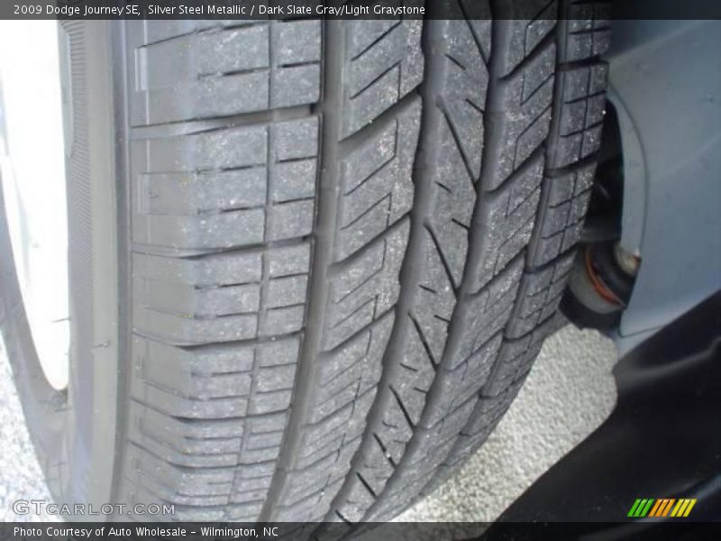 Silver Steel Metallic / Dark Slate Gray/Light Graystone 2009 Dodge Journey SE