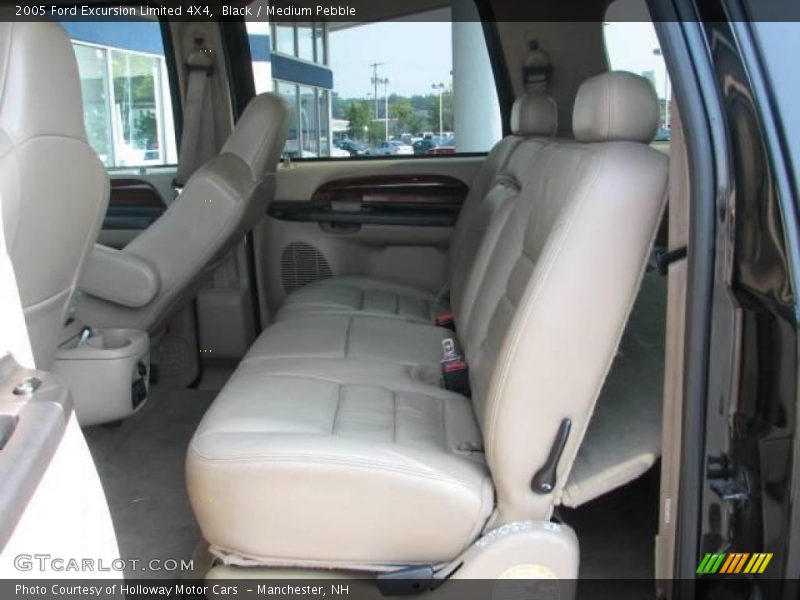 Black / Medium Pebble 2005 Ford Excursion Limited 4X4