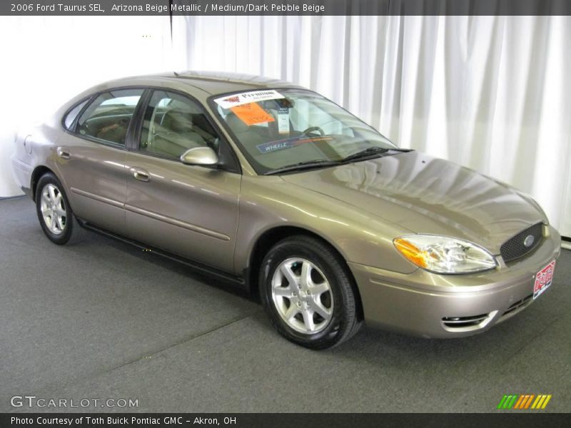 Arizona Beige Metallic / Medium/Dark Pebble Beige 2006 Ford Taurus SEL