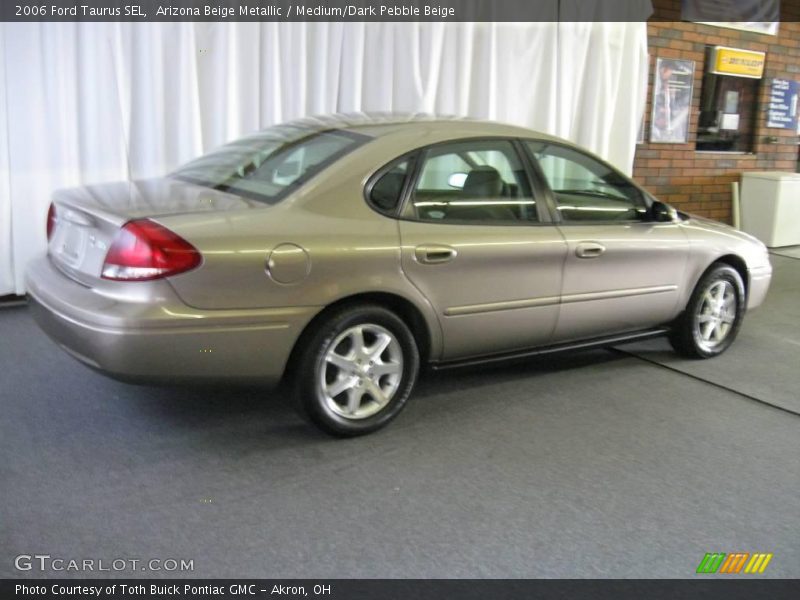 Arizona Beige Metallic / Medium/Dark Pebble Beige 2006 Ford Taurus SEL