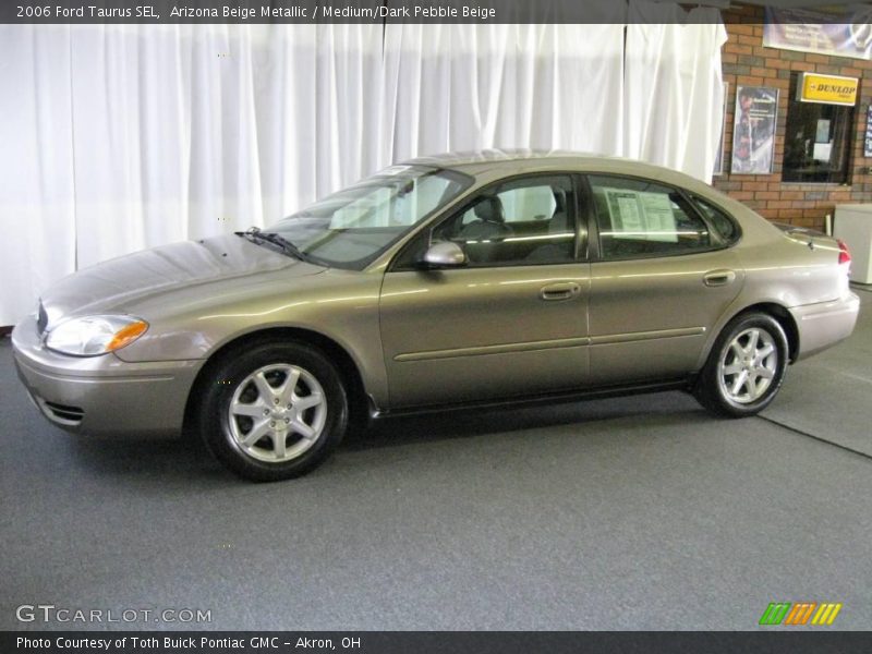 Arizona Beige Metallic / Medium/Dark Pebble Beige 2006 Ford Taurus SEL