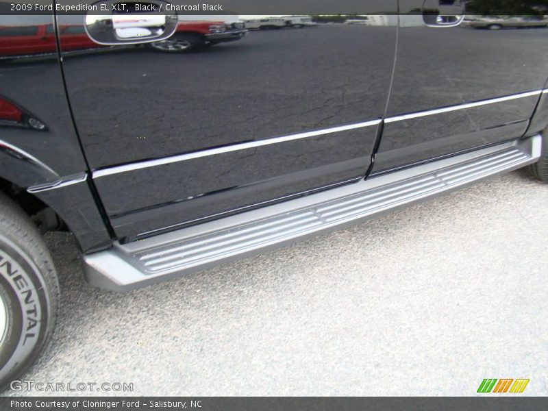 Black / Charcoal Black 2009 Ford Expedition EL XLT