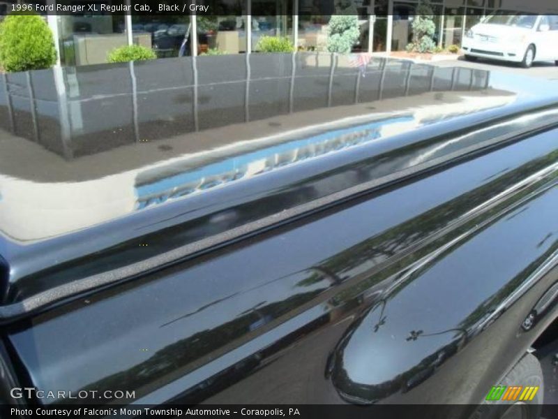 Black / Gray 1996 Ford Ranger XL Regular Cab