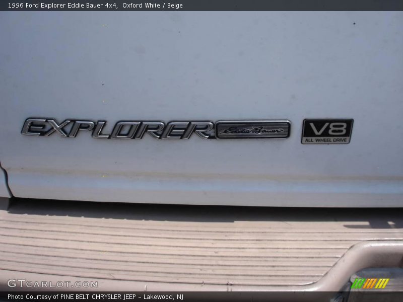 Oxford White / Beige 1996 Ford Explorer Eddie Bauer 4x4