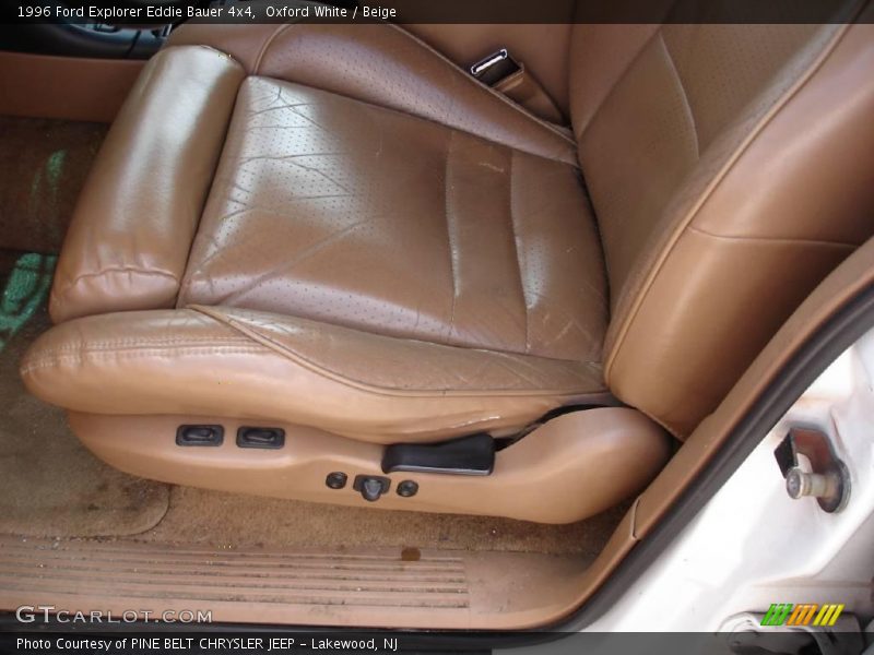 Oxford White / Beige 1996 Ford Explorer Eddie Bauer 4x4