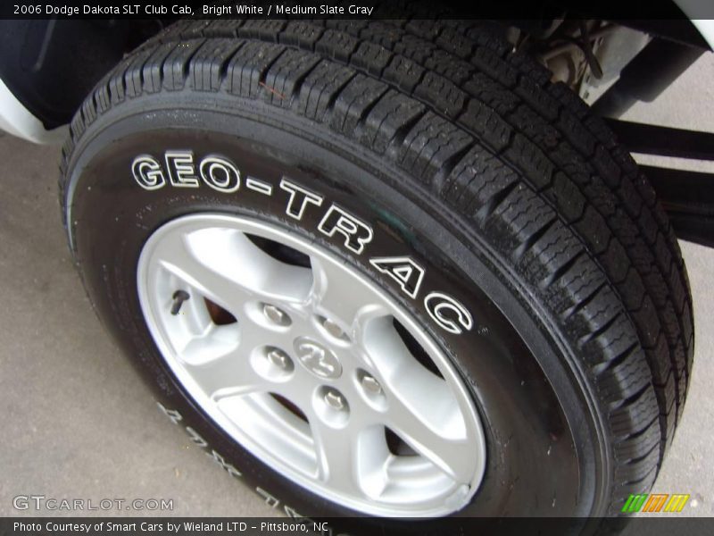 Bright White / Medium Slate Gray 2006 Dodge Dakota SLT Club Cab