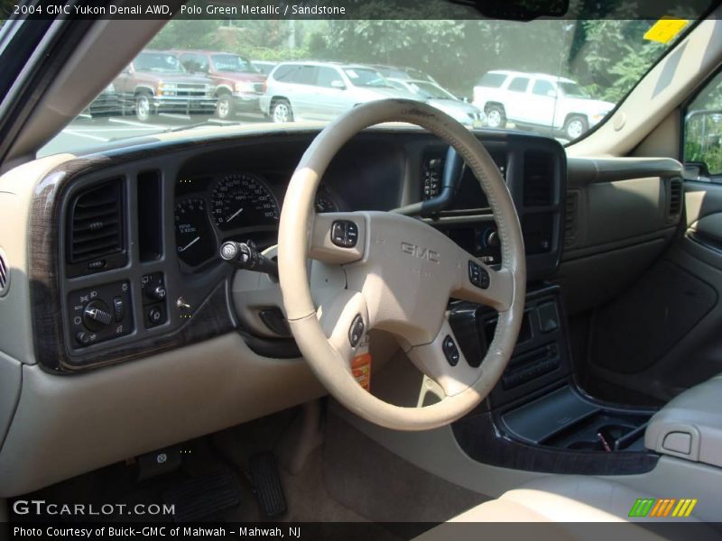 Polo Green Metallic / Sandstone 2004 GMC Yukon Denali AWD