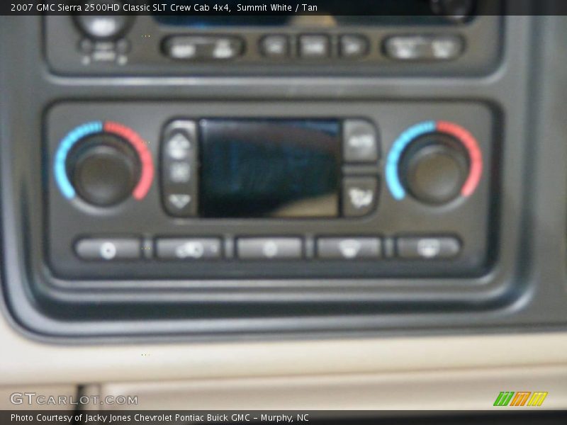 Summit White / Tan 2007 GMC Sierra 2500HD Classic SLT Crew Cab 4x4