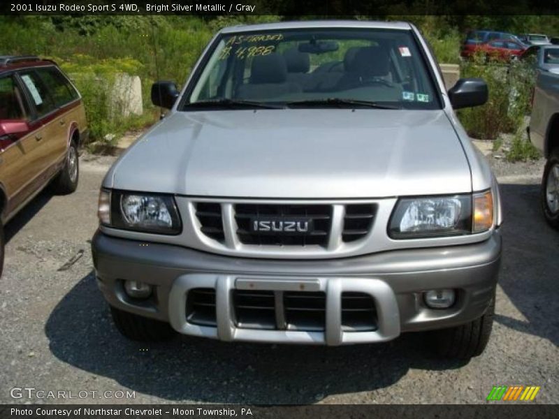 Bright Silver Metallic / Gray 2001 Isuzu Rodeo Sport S 4WD