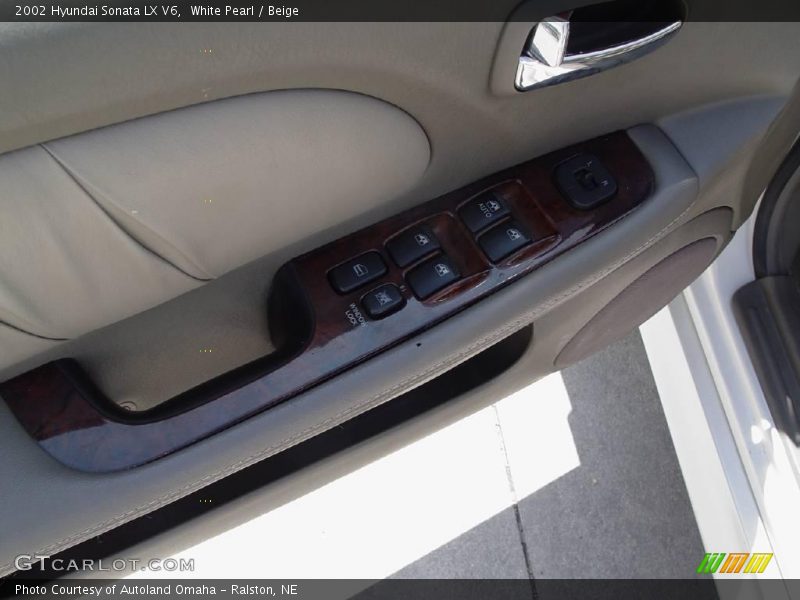 White Pearl / Beige 2002 Hyundai Sonata LX V6