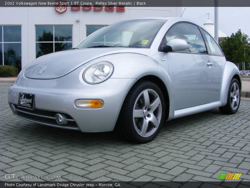 Reflex Silver Metallic / Black 2002 Volkswagen New Beetle Sport 1.8T Coupe