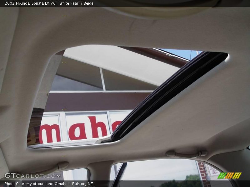 White Pearl / Beige 2002 Hyundai Sonata LX V6