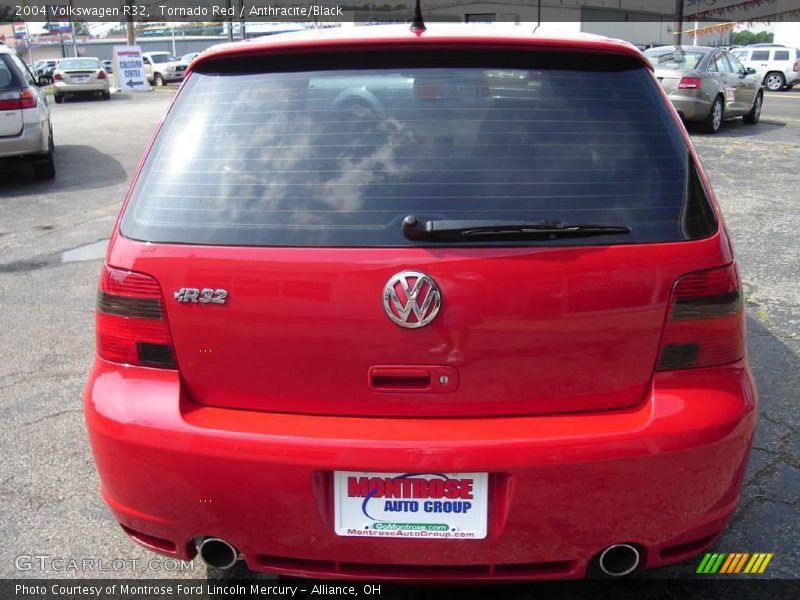 Tornado Red / Anthracite/Black 2004 Volkswagen R32