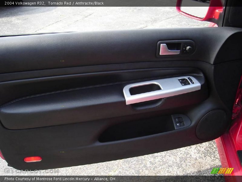 Tornado Red / Anthracite/Black 2004 Volkswagen R32