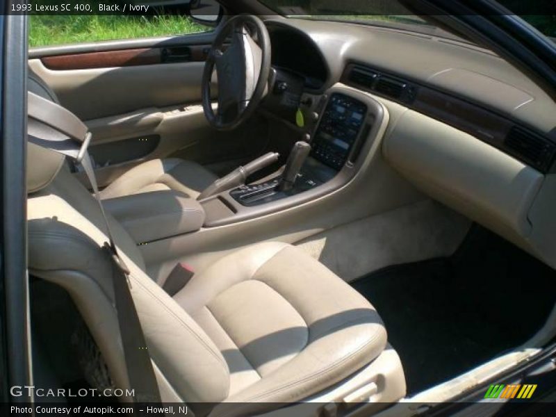 Black / Ivory 1993 Lexus SC 400