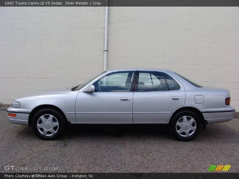 Silver Metallic / Gray 1993 Toyota Camry LE V6 Sedan