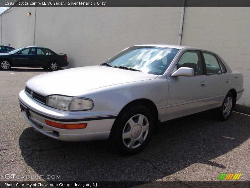 Silver Metallic / Gray 1993 Toyota Camry LE V6 Sedan