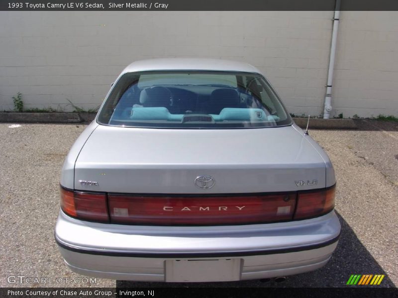 Silver Metallic / Gray 1993 Toyota Camry LE V6 Sedan