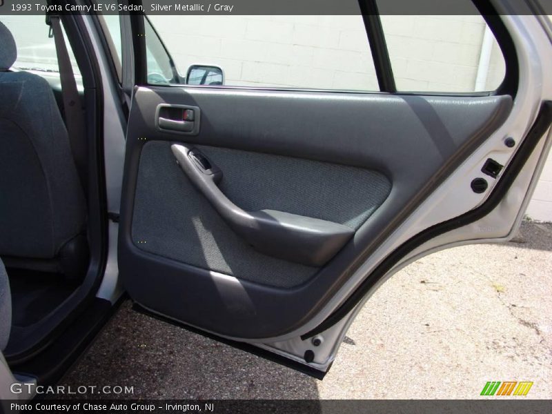 Silver Metallic / Gray 1993 Toyota Camry LE V6 Sedan