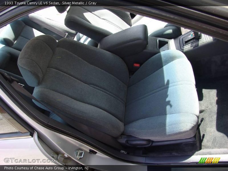 Silver Metallic / Gray 1993 Toyota Camry LE V6 Sedan