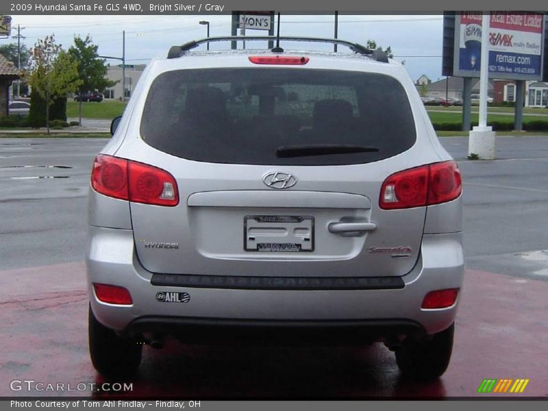 Bright Silver / Gray 2009 Hyundai Santa Fe GLS 4WD