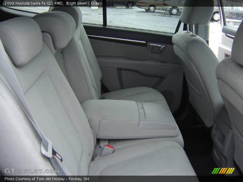 Bright Silver / Gray 2009 Hyundai Santa Fe GLS 4WD