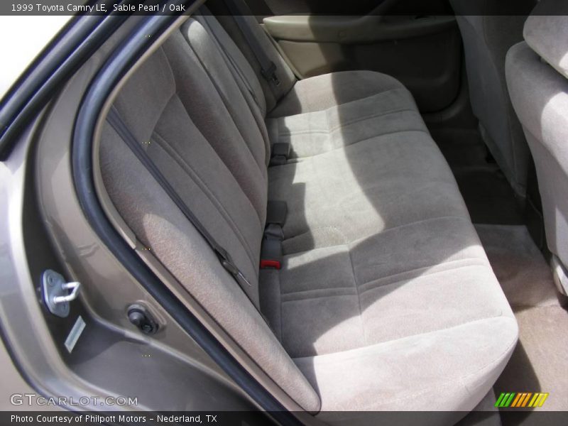 Sable Pearl / Oak 1999 Toyota Camry LE