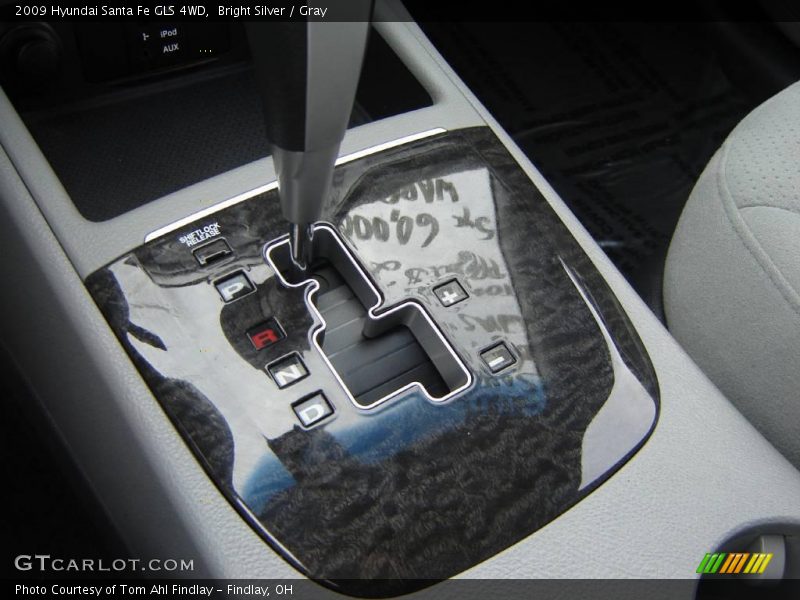 Bright Silver / Gray 2009 Hyundai Santa Fe GLS 4WD