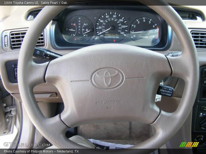 Sable Pearl / Oak 1999 Toyota Camry LE
