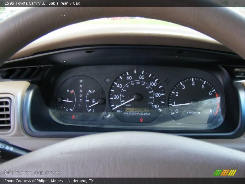 Sable Pearl / Oak 1999 Toyota Camry LE