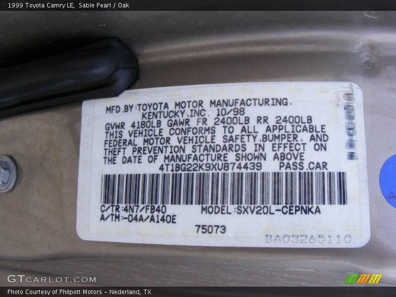 Sable Pearl / Oak 1999 Toyota Camry LE