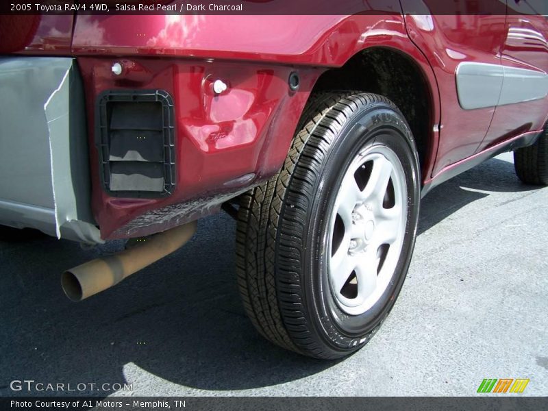 Salsa Red Pearl / Dark Charcoal 2005 Toyota RAV4 4WD