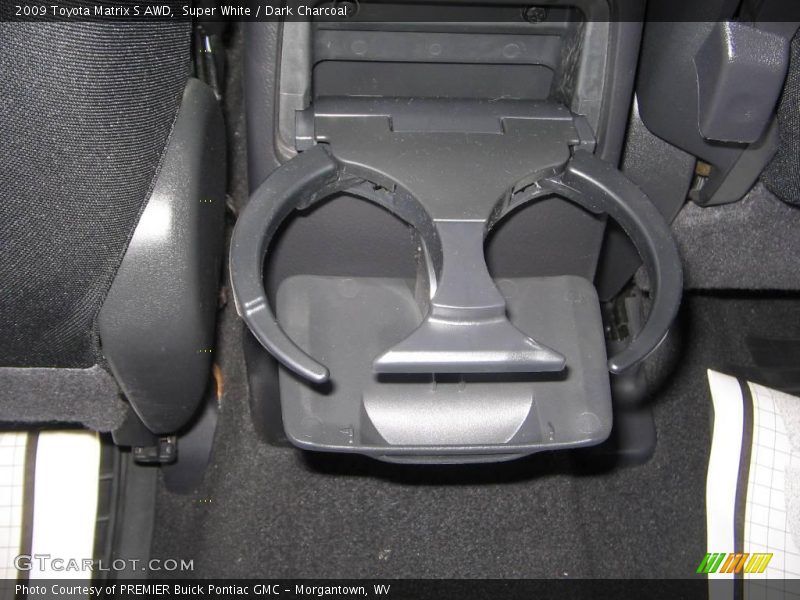Super White / Dark Charcoal 2009 Toyota Matrix S AWD