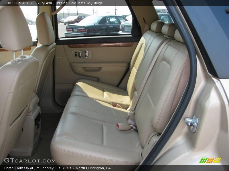 Prairie Gold Metallic / Beige 2007 Suzuki XL7 Luxury AWD