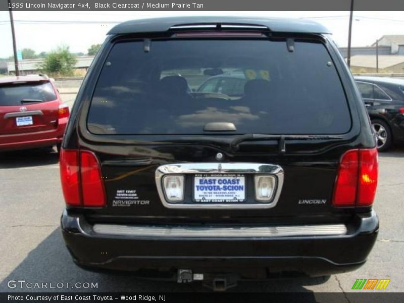 Black Clearcoat / Medium Prairie Tan 1999 Lincoln Navigator 4x4