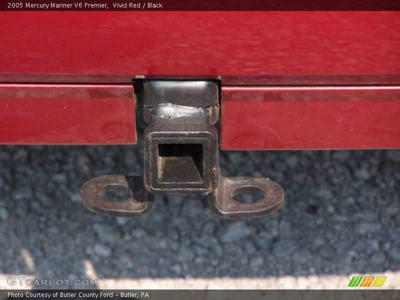 Vivid Red / Black 2005 Mercury Mariner V6 Premier