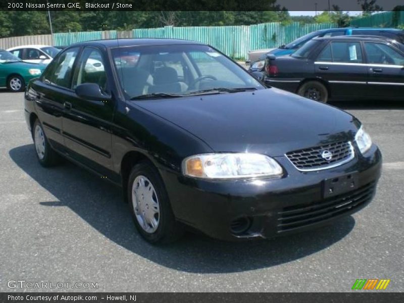 Blackout / Stone 2002 Nissan Sentra GXE