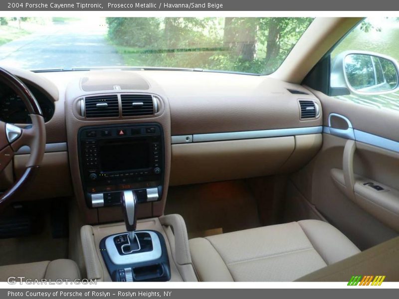 Prosecco Metallic / Havanna/Sand Beige 2004 Porsche Cayenne Tiptronic
