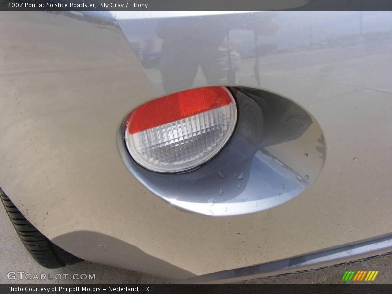 Sly Gray / Ebony 2007 Pontiac Solstice Roadster